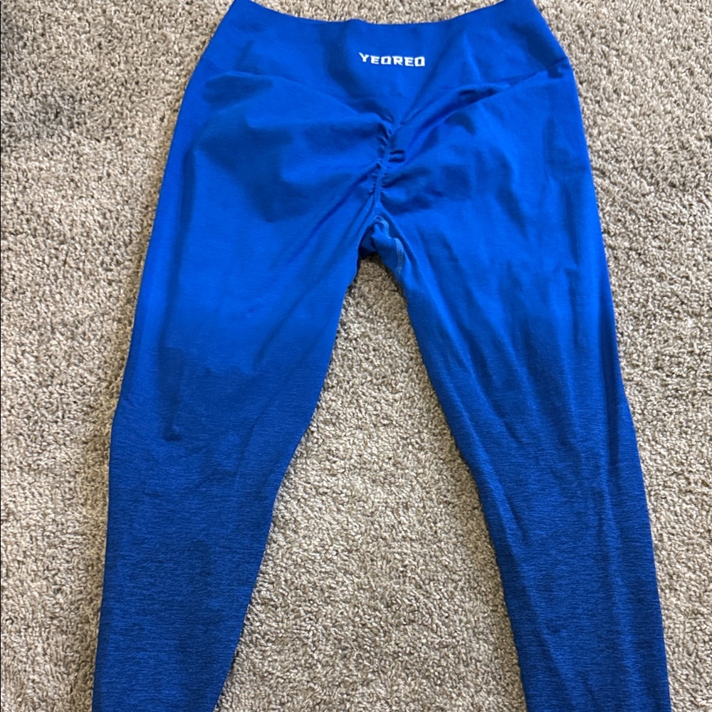 Leggings by YEOREO